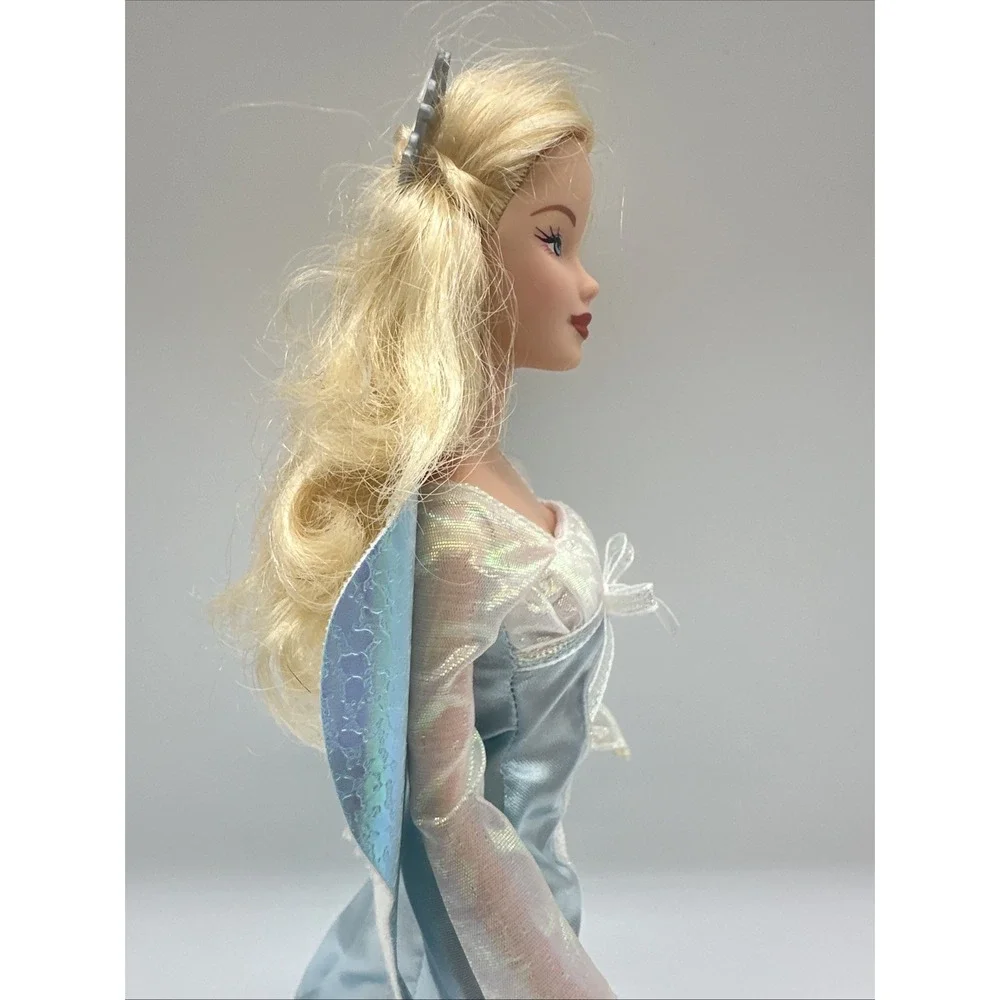 2006 Holiday Angel Barbie J0590 Mattel Blonde Doll Original Dress Wings